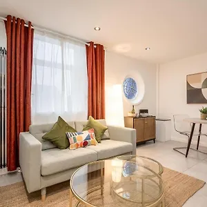  Appartement Apartments, Salisbury